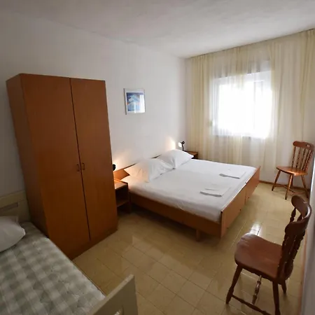 Spacious With Terrace 200 M Distant From The Apartment