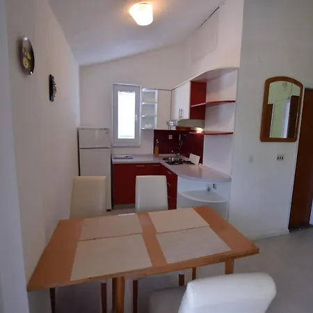Spacious With Terrace 200 M Distant From The * Pag Town