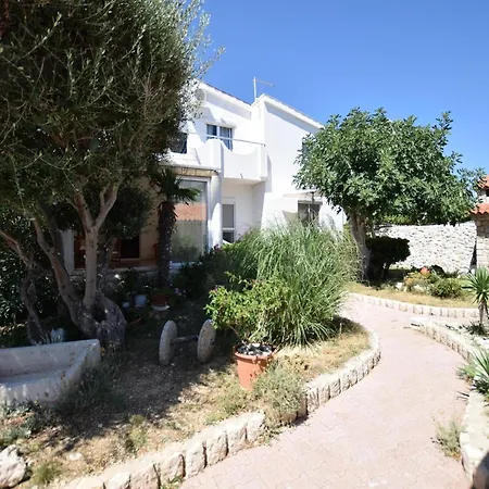 Spacious With Terrace 200 M Distant From The