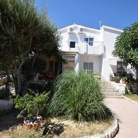 Spacious With Terrace 200 M Distant From The Beach Apartment